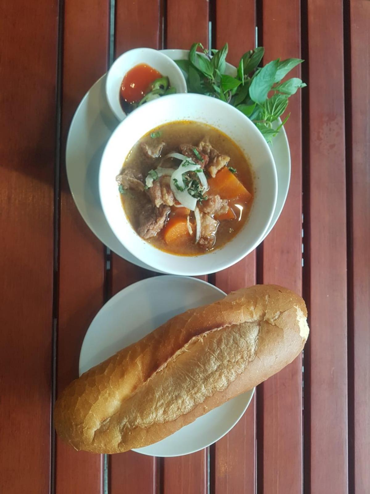 Lucie Hotel Vientiane Buitenkant foto